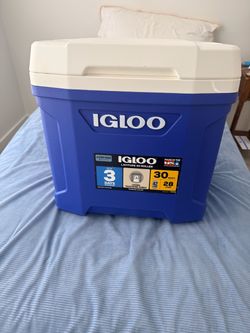 Igloo Latitude 30 Roller Cooler