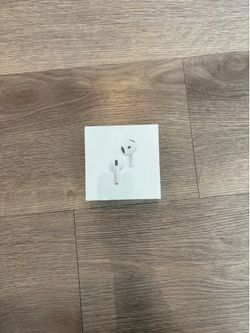 Apple AirPods 4 with Active Noise Cancellation