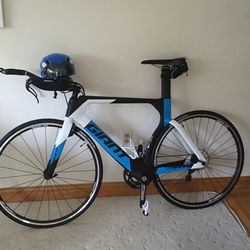 Giant Trinity Advanced – Carbon Triathlon Bike – Excellent Condition