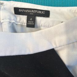 banana republic skirt with pockets size 4