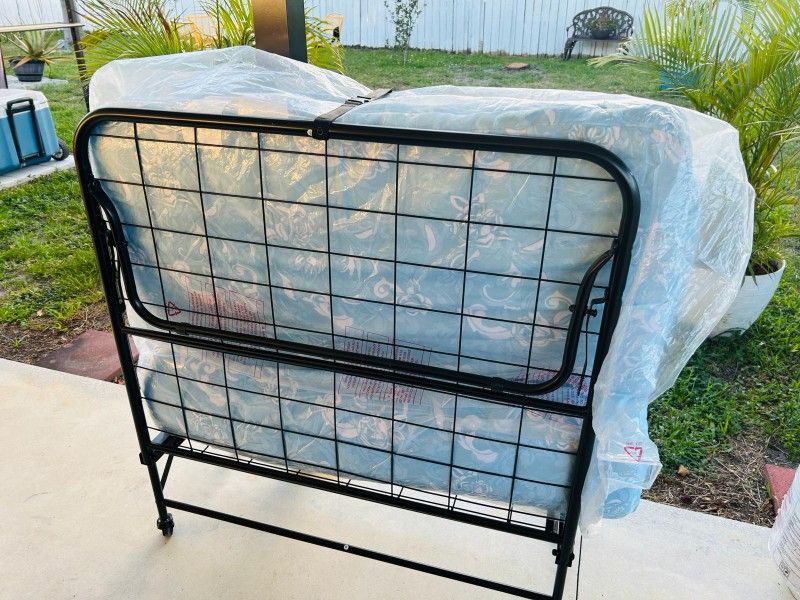 Portable Single Bed With Mattress for Sale in Pembroke Pines, FL OfferUp