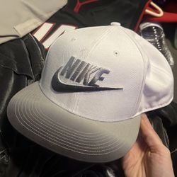 Nike Hat Ombré 