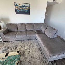 Gray Sectional L-Shaped Sofa Couch (Pull-Out with Memory Foam Mattress) 