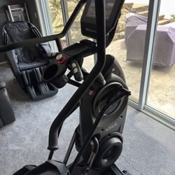 Bowflex M9 Max Trainer Elliptical 