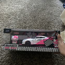 Hello kitty 2009 nissan gt-r