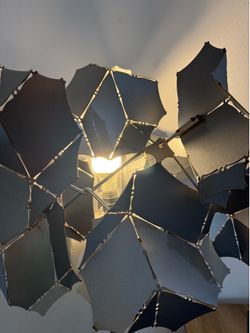 Art metal lamp