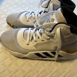 Mens 12 Adidas  Performance  Pro Bounce 2019 Mens saucony omní 20 Ayoll grey Sz  11.5  Shoes