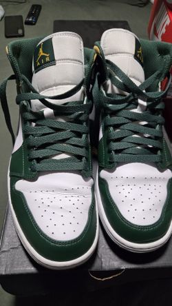 Nike Jordan 1 Mid