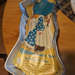 Vintage Holly Hobbie Wilton Cake Pan 
