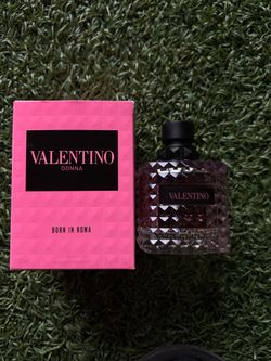 Valentino Donna Born In Roma