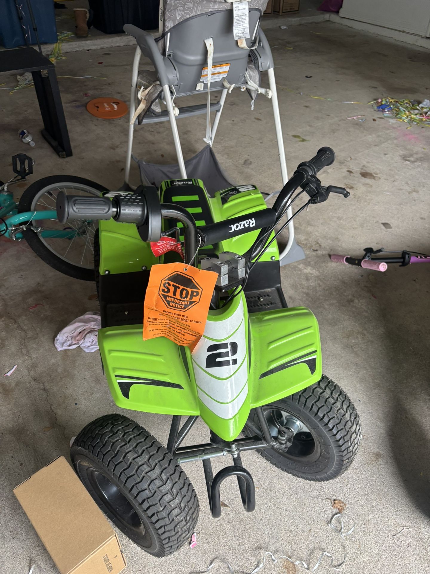 Razor 24V Dirt Quad McGrath Powered Ride On