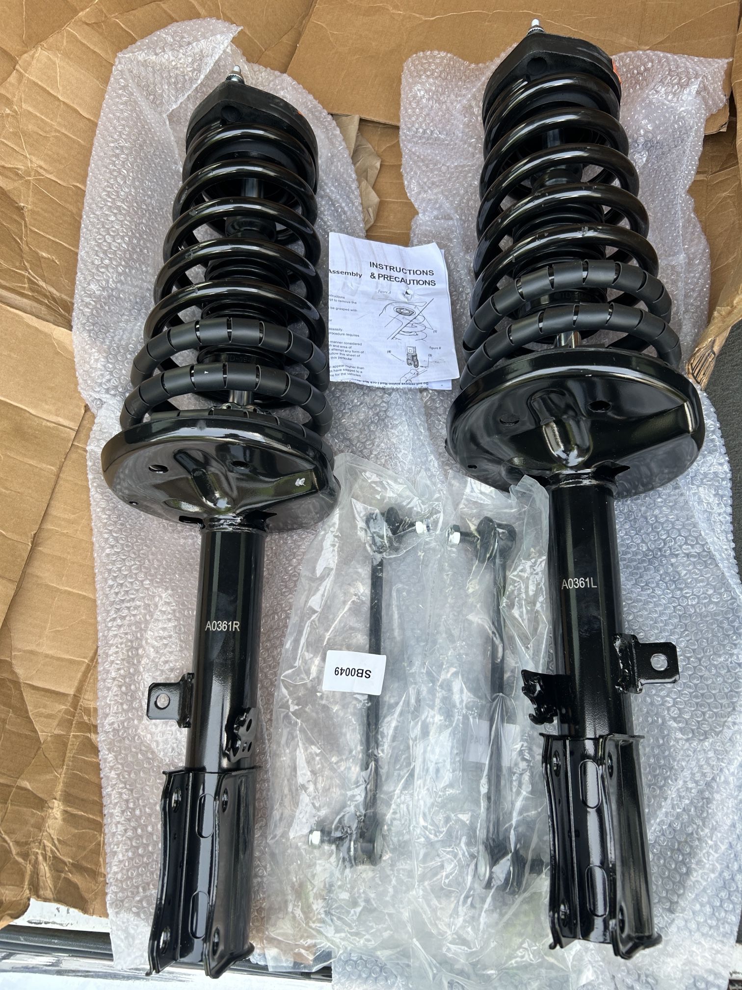 Rear Struts Shocks Coil Springs Kits 🚘