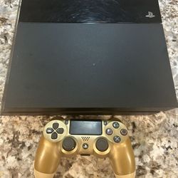 PS4  (used)