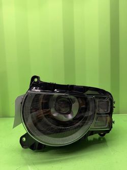 2020 2021 2022 2023 2024 2025 Land Rover Defender Left Driver Side Headlight OEM L8B2-13W030-FF