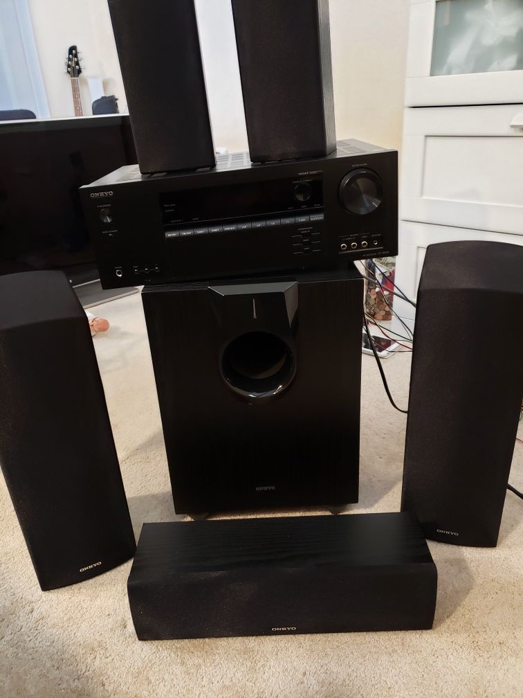 Onkyo HT-S5800 Dolby Atmos