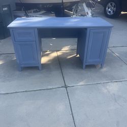 Free Desk (solid wood)