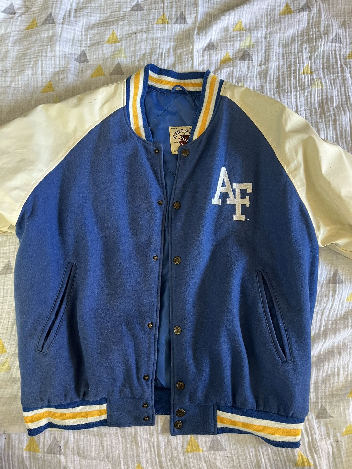 Vintage US Air Force Falcons Steve and Barry’s Sports Jacket Vinyl Letterman M