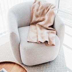 Gela Swivel Armchair White 33" Woven Boucle Fabric