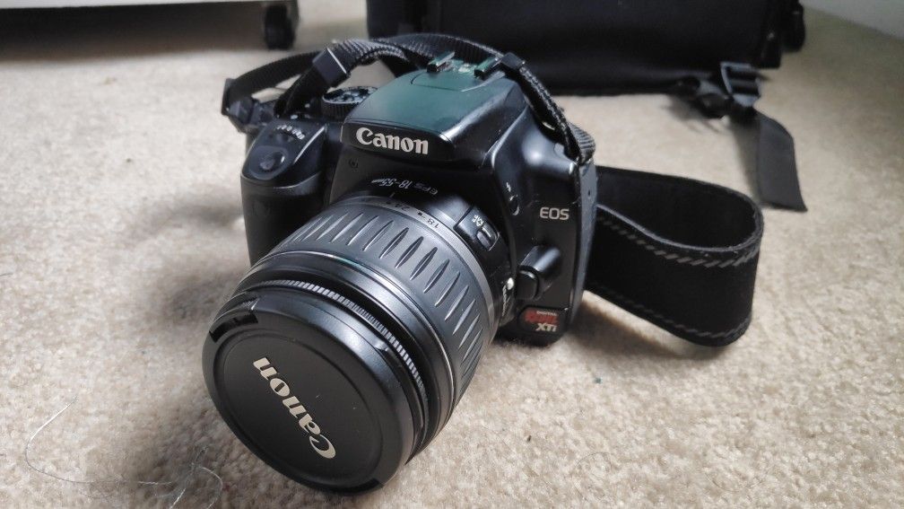 Canon Rebel XTi - With all accessories