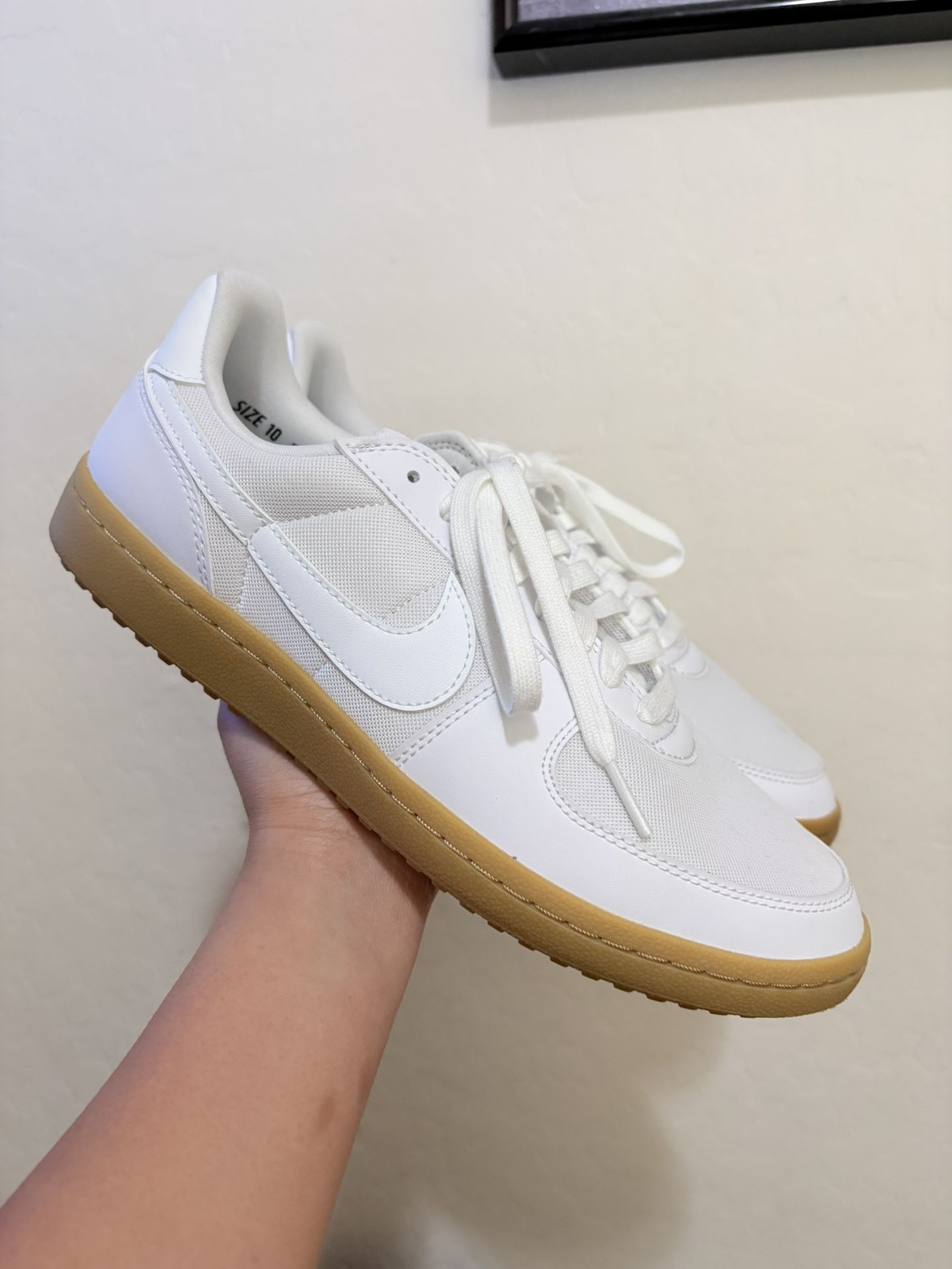 Women’s Shoes Size 10