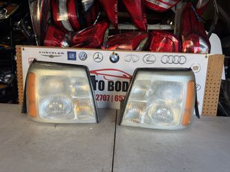 2003 2004 2005 2006 Cadillac Escalade Headlight Headlamp Left And Right Side Passenger & Driver XENON ORIGINAL USED