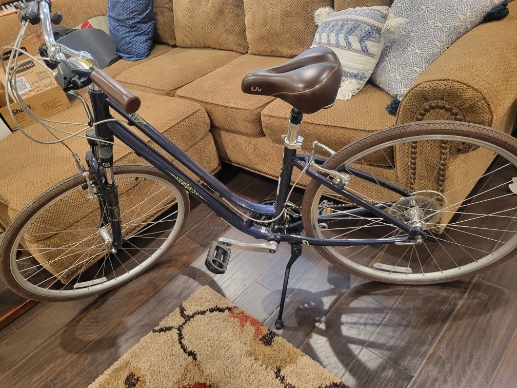 Cruiser Bike Women's Giant Flourish