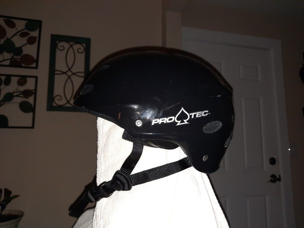 Protek Ski Helmet Size Large 