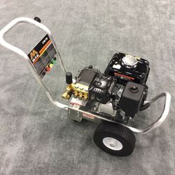 Mi-T-M 2700 PSI 2.4 GPM Power washer