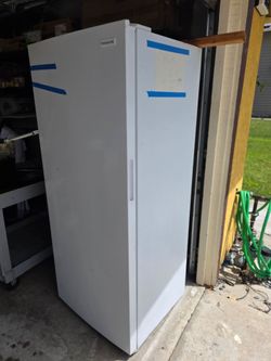 Frigidaire Freezer