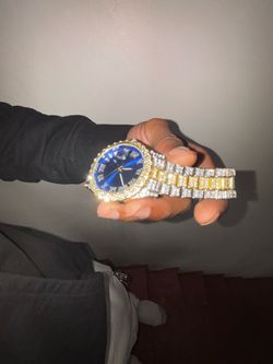 Blue face presidential watch