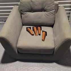 Armchair Sofa (HAVE 2)