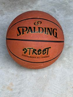 Spalding Basketball regulation size outdoor