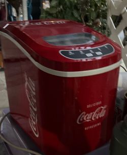 Coca Cola ice maker
