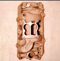 Edelbrock Performer intake manifold