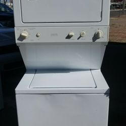 Ge Stackable GAS dryer