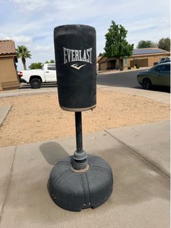 Everlast Omniflex 5’ Weighted Standing Boxing Punching Bag
