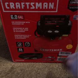 Craftsman 6gallon Compressor With Accessories 