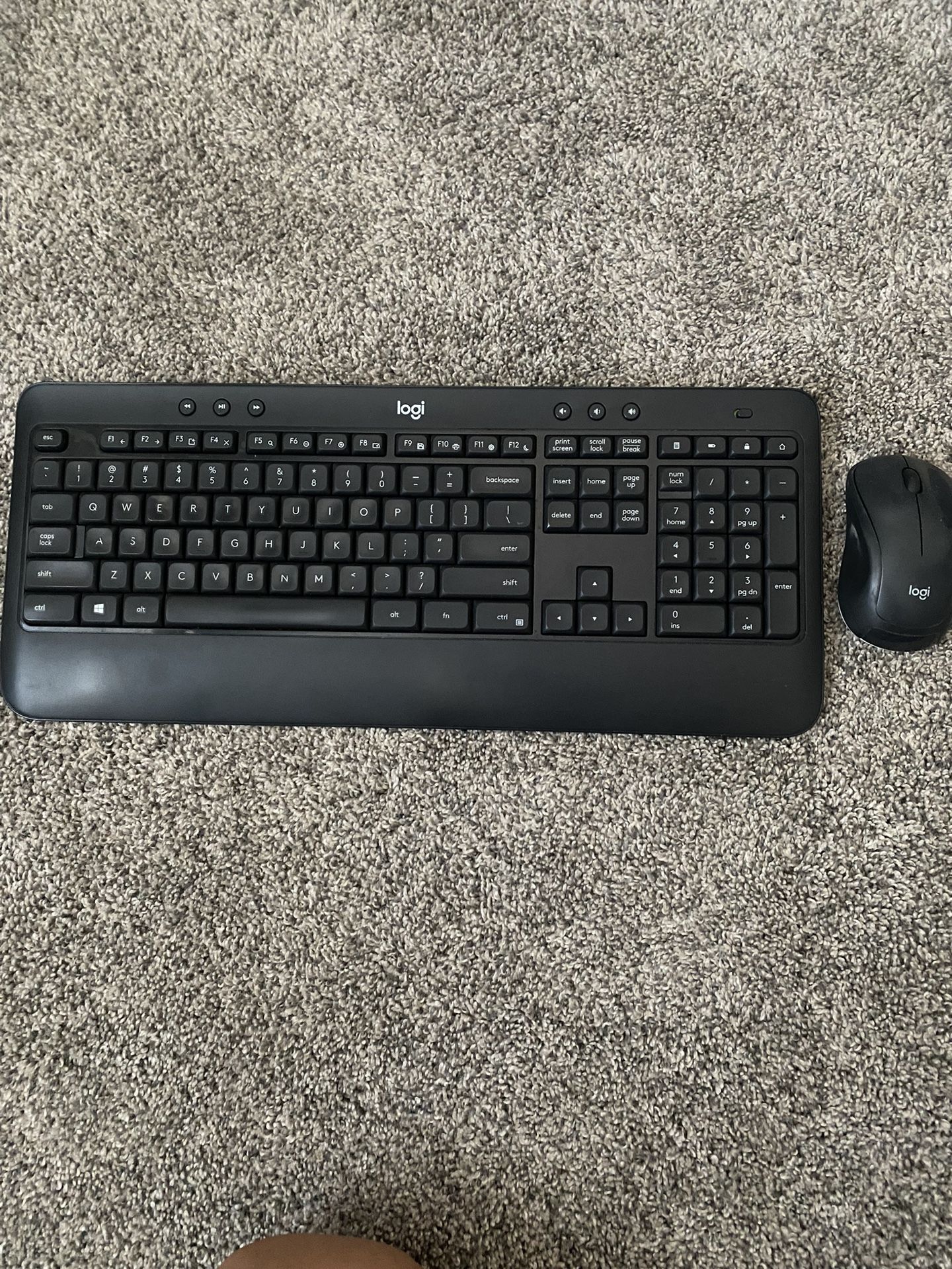 Logi Keyboard And Mouse