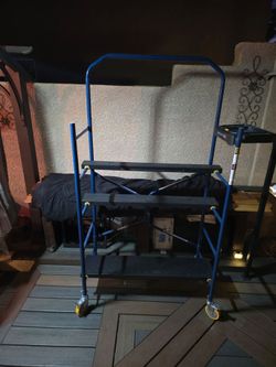 Portable Folding Scaffold with Casters