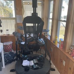 VR Treadmill Kat Walk C2 Core – Full Setup w/ Size 14 Shoes + Trackers - Pickup Only