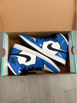 Air jordan ones size 8