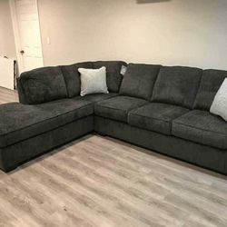 Sectionals , Sofas , Livingroom Sets , Ottomans, 