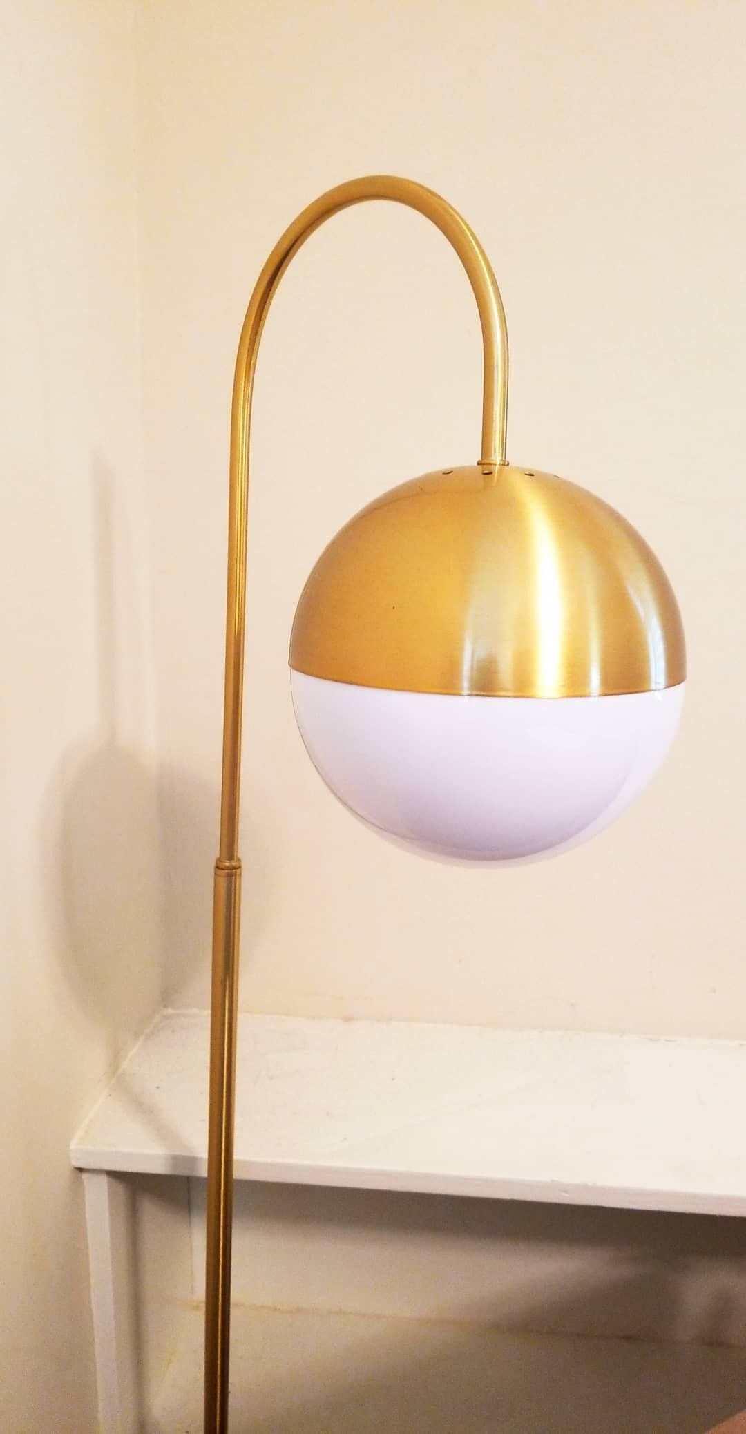 Floor lamp gold