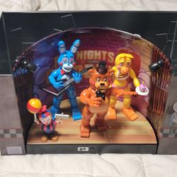 Five Nights At Freddy's Limited Edition Lighted Stage Popcorn Basket
