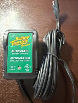 Deltran Battery Tender Junior 12V Automatic Battery Charger