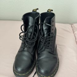 Doc Marten Boots