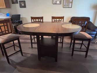 4 chair Dining Table