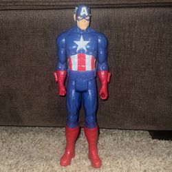 Hasbro Marvel Legends CAPTAIN AMERICA 12-inch Action Figure. Light scratches see pics 