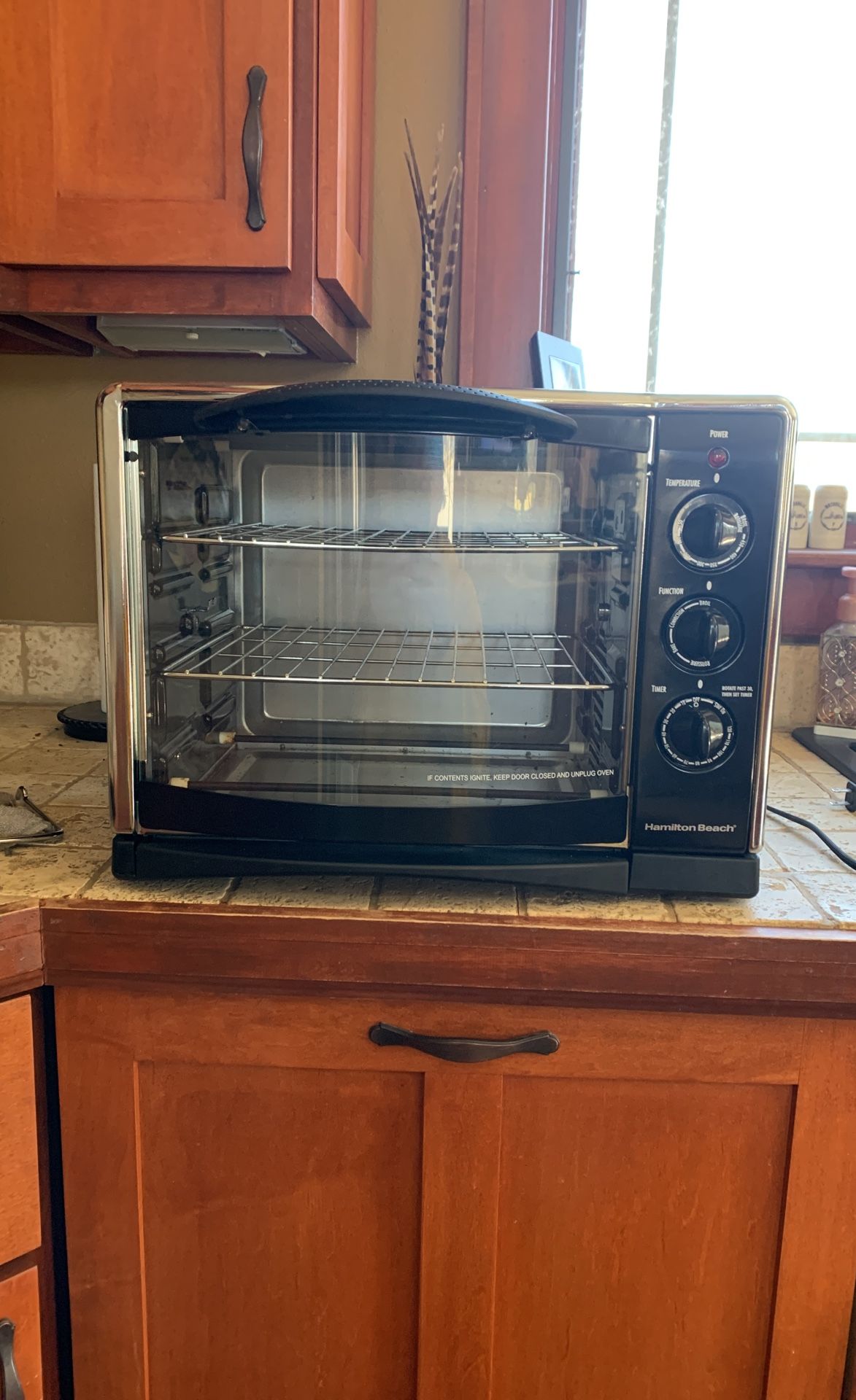Countertop Oven - Hamilton Beach