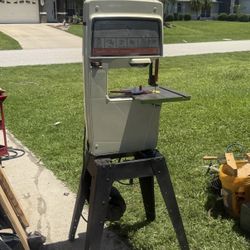 Craftsman 12" Band Saw. 